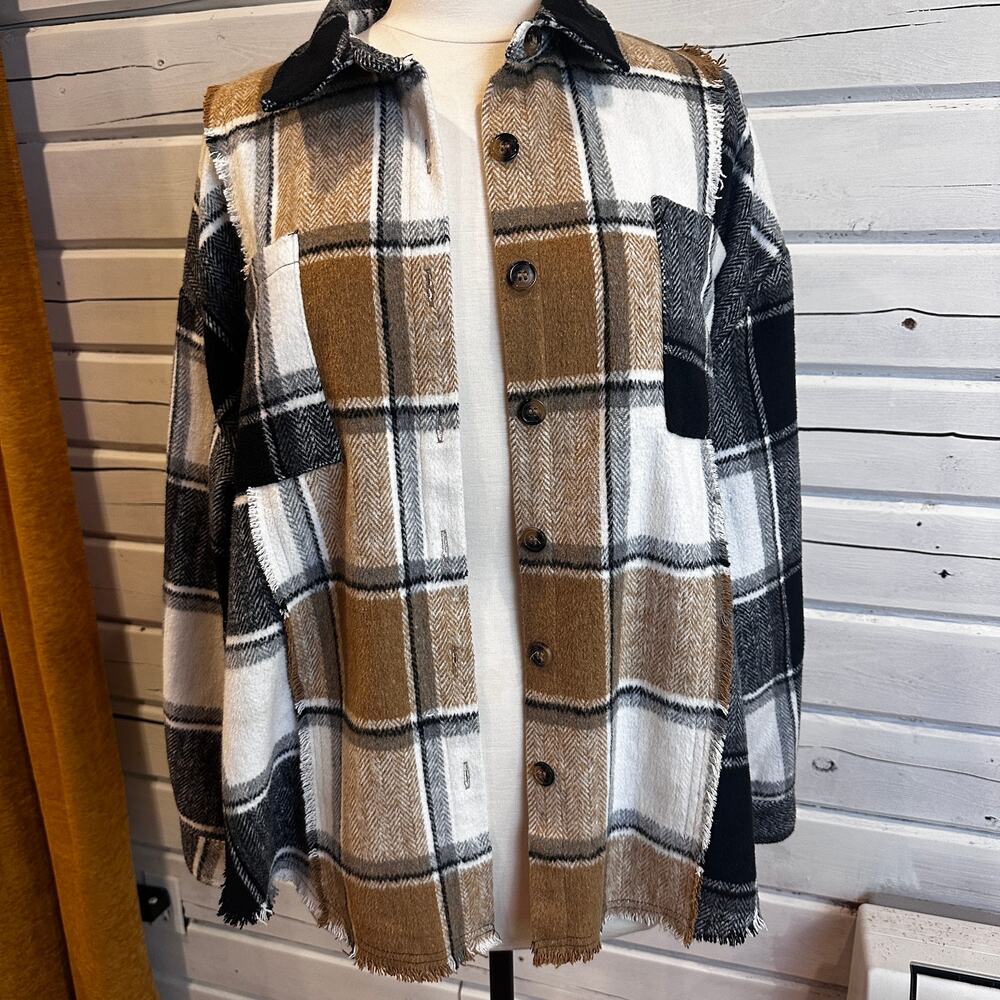 Blue B Collection Plaid Shacket Women’s M Brown Black Cream Frayed